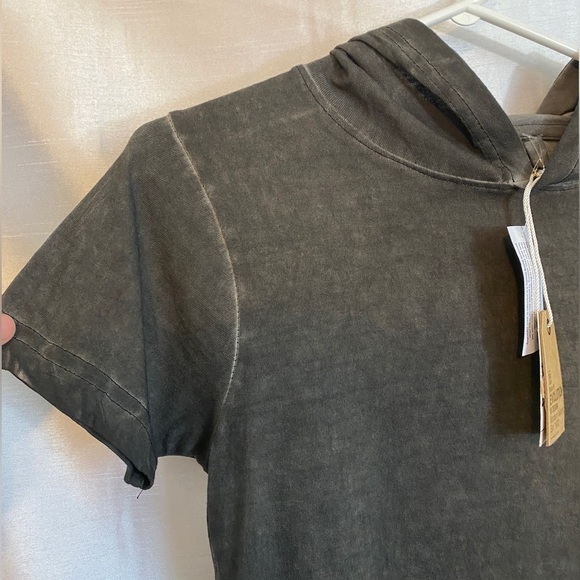 NWT Evolution Hooded T-Shirt Grey Wash Ladies Med - Picture 3 of 9